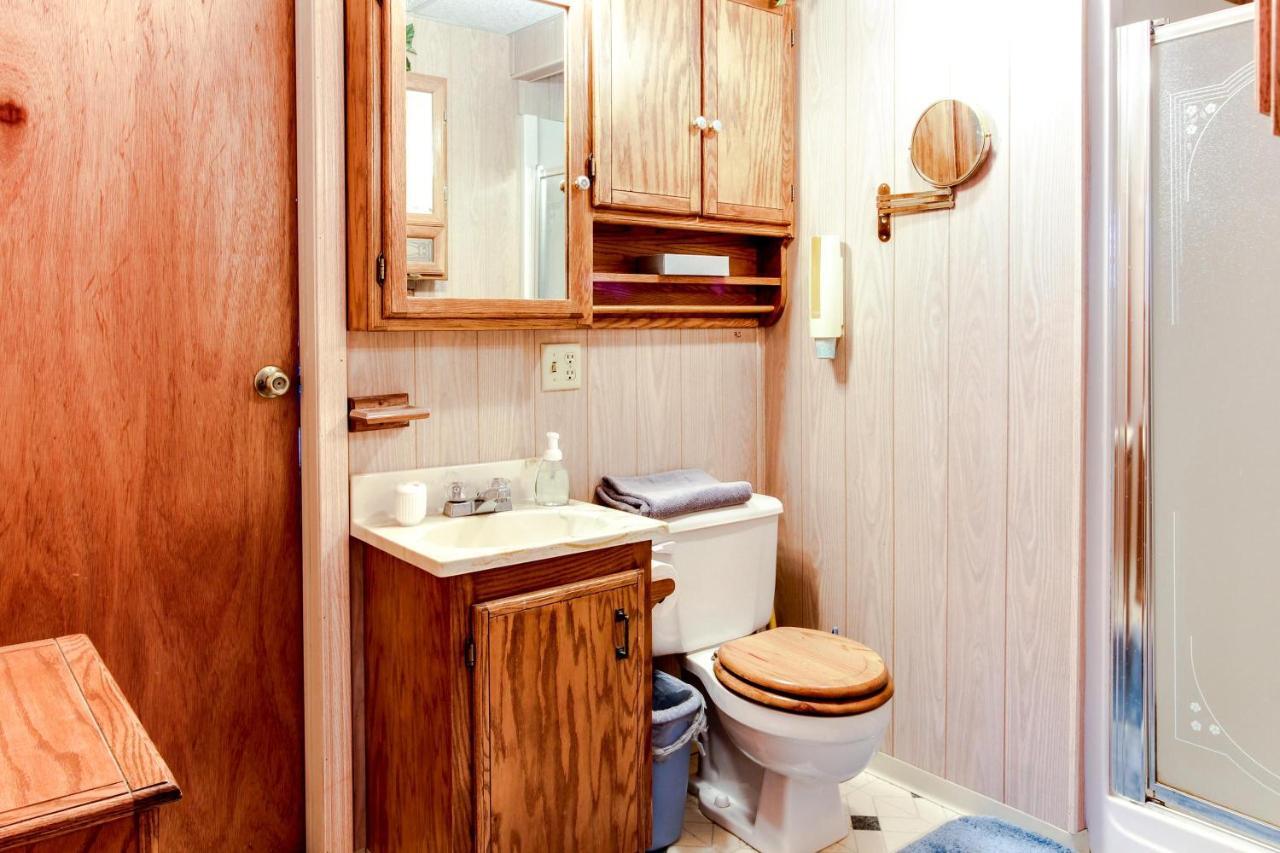 Scenic Bay Float Home Hideaway Athol Εξωτερικό φωτογραφία